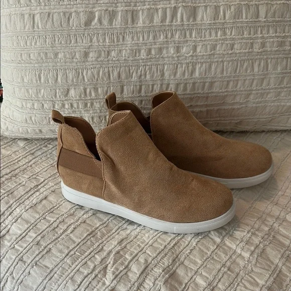 Tan Slip-On Sneakers - Picture 1 of 4